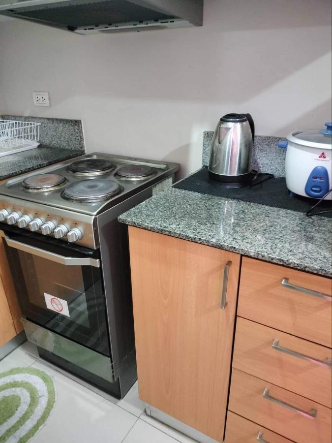 Cubao Manhattanheights Unit 7Ef Tower B, 1Br Manila Bagian luar foto