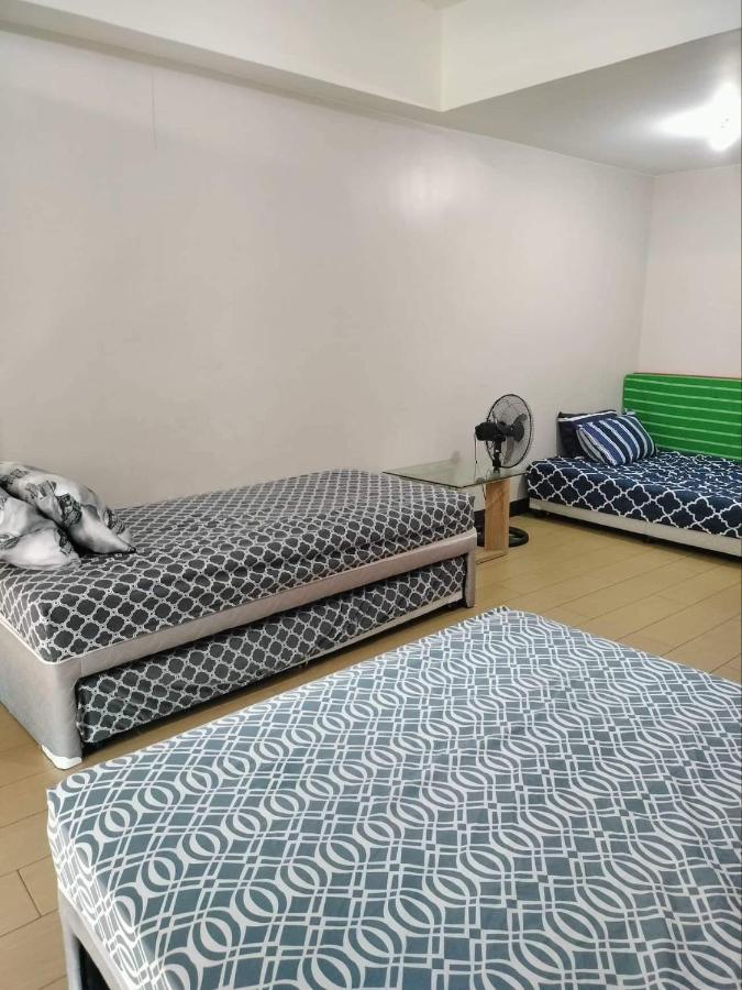 Cubao Manhattanheights Unit 7Ef Tower B, 1Br Manila Bagian luar foto