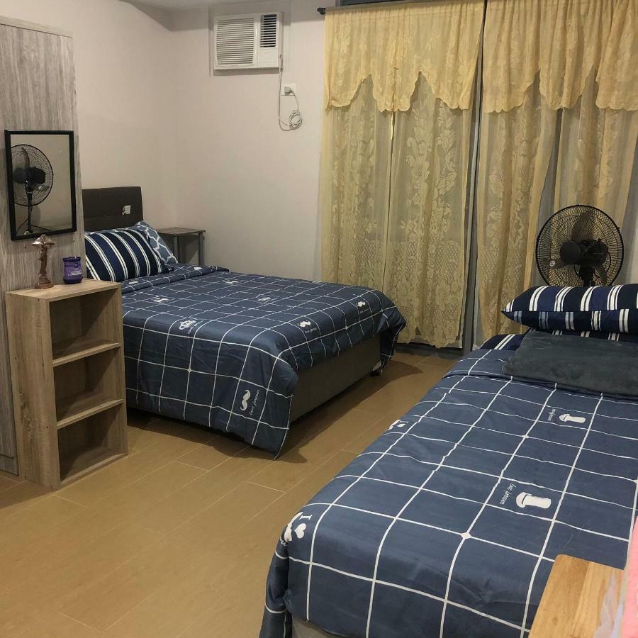 Cubao Manhattanheights Unit 7Ef Tower B, 1Br Manila Bagian luar foto