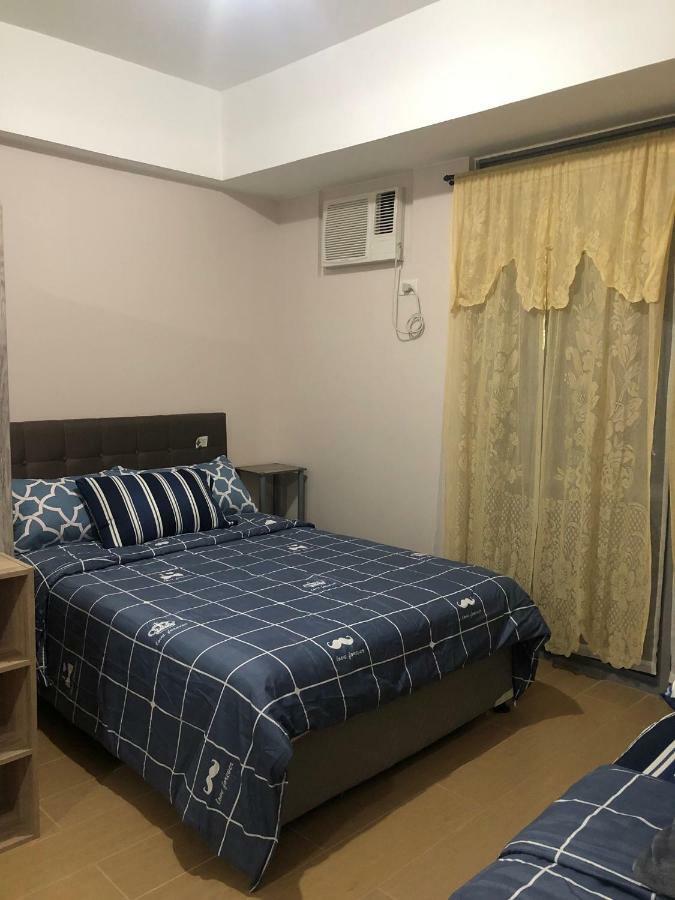 Cubao Manhattanheights Unit 7Ef Tower B, 1Br Manila Bagian luar foto